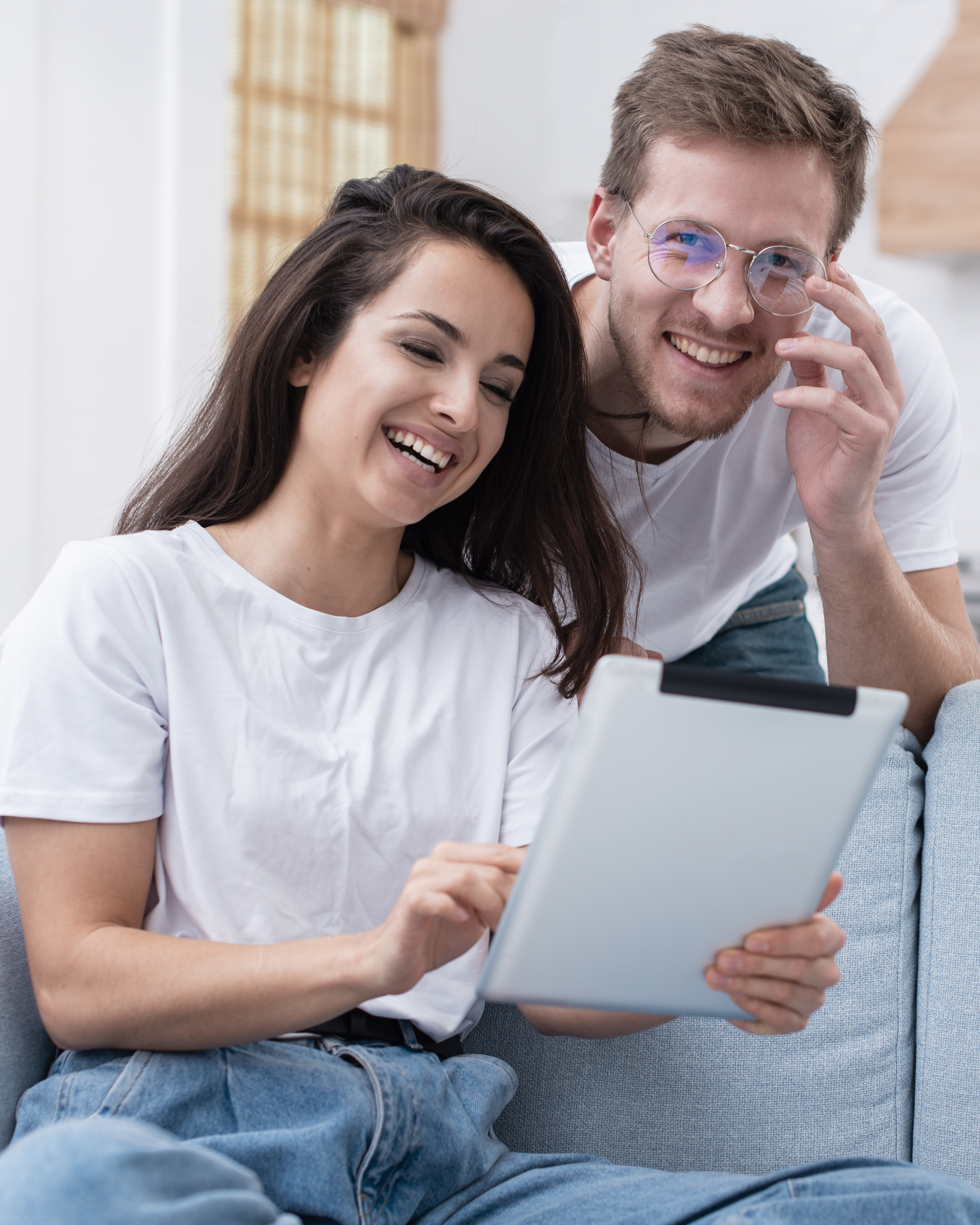Clients satisfaits BATIMM RENOV consultent leurs avis