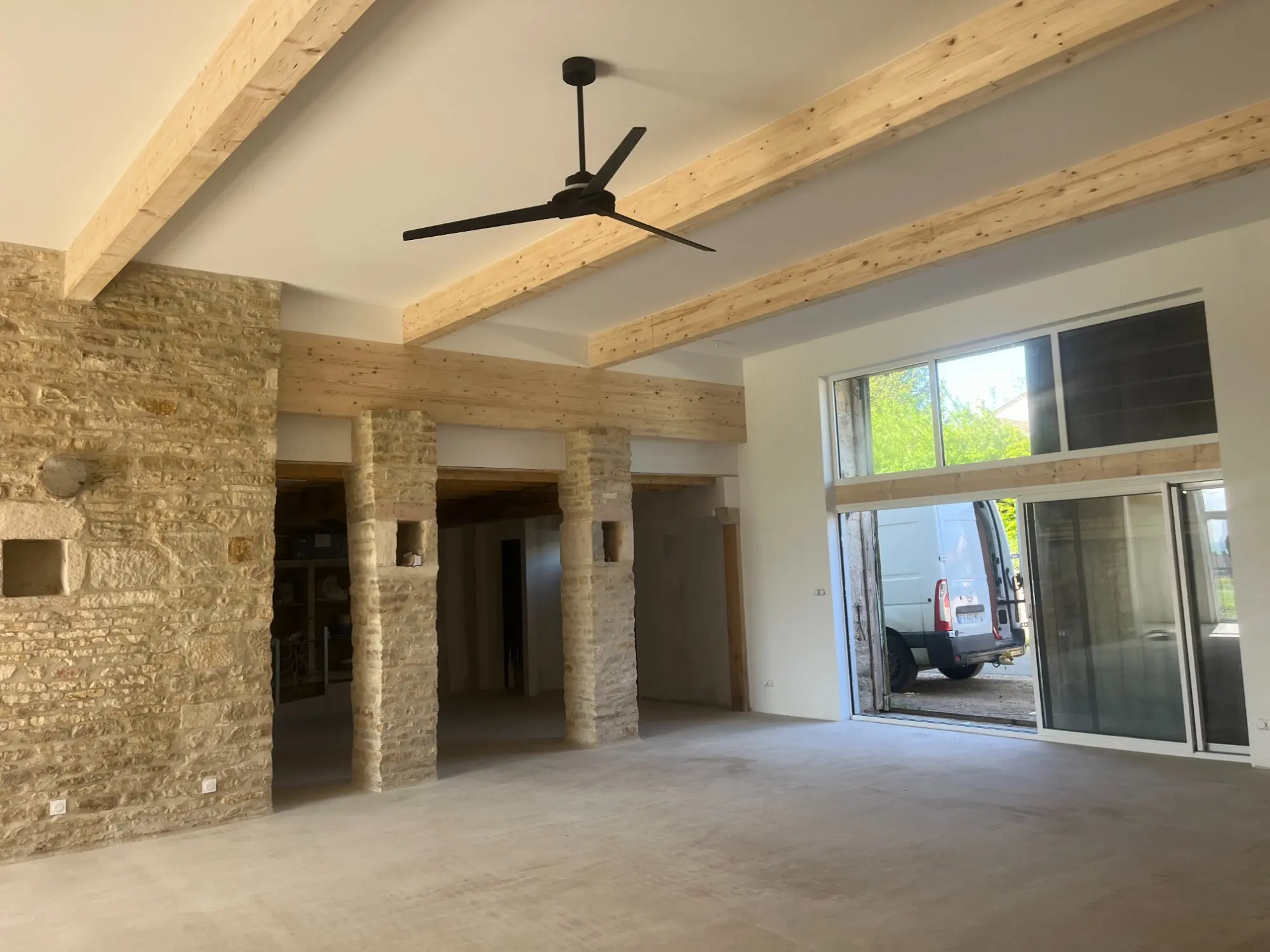 Chantier de plâtrier peintre pour rénovation dans l'Ain